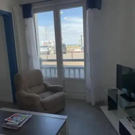 Le Croisic: 2 Pieces Rdc Face Port, Centre-ville, Animaux Ok - Fr-1-843-5